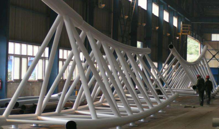 珠海管廊钢结构与桁架结构的管道支架应该如何区分